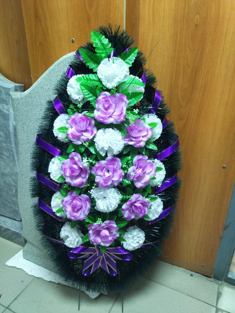 Поминальный венок 67