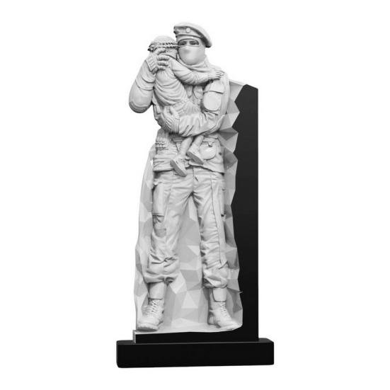 Гранитный памятник "Воин-005"